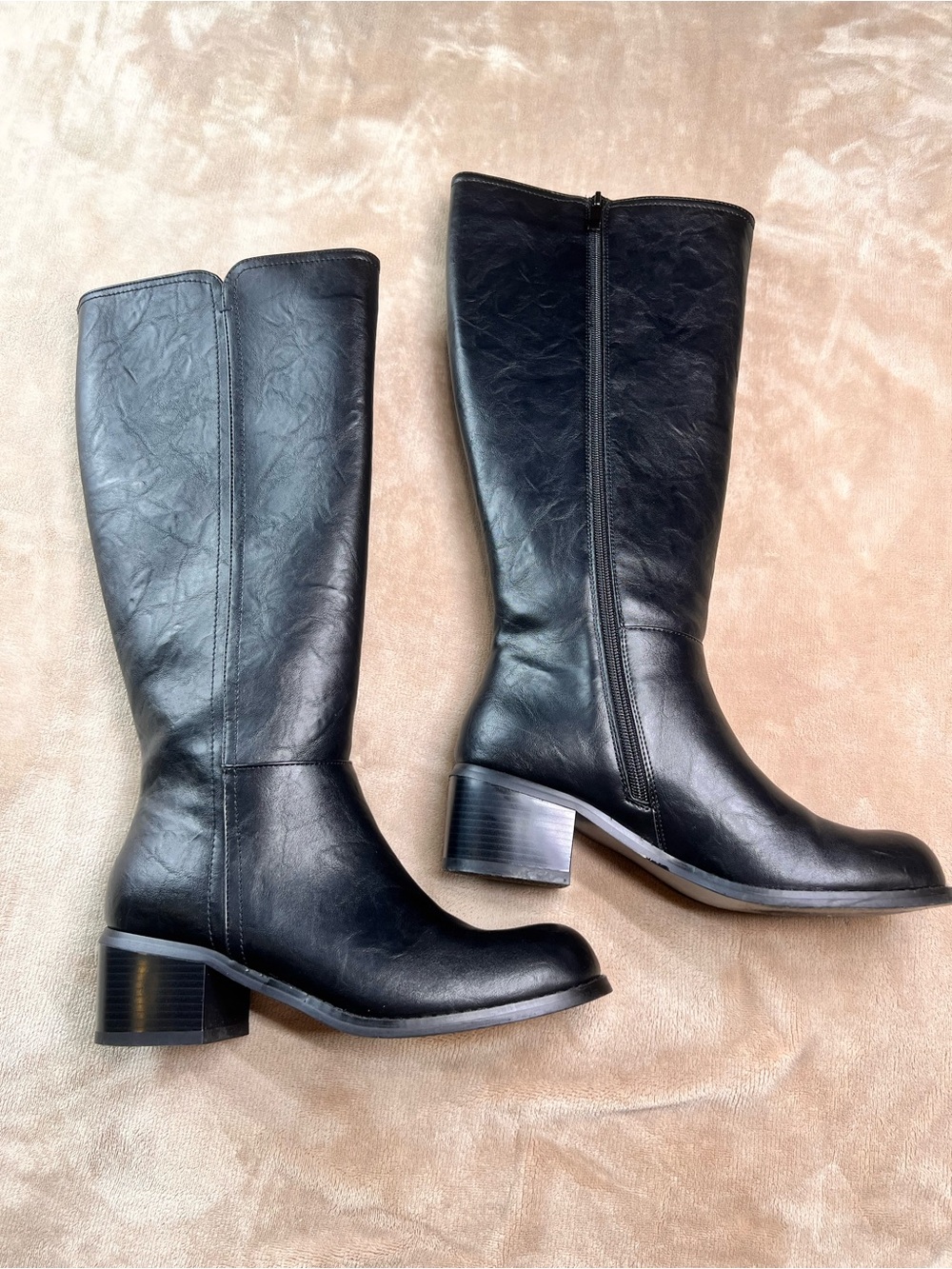 SZ 9 | Classic Black Knee High Block Heel Tall Fall Boot Faux Leather